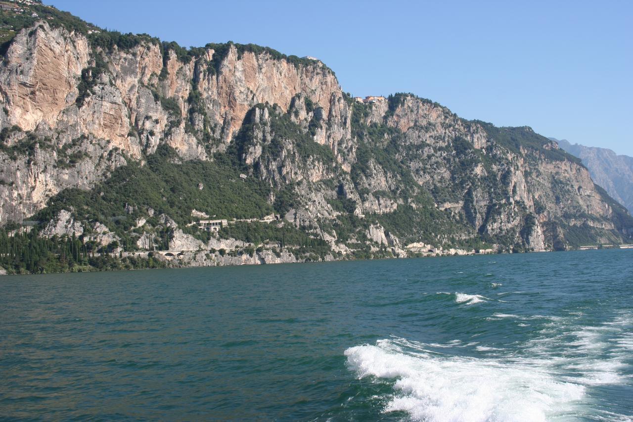 Casa Vacanze Regina Del Lago Tremosine Dış mekan fotoğraf